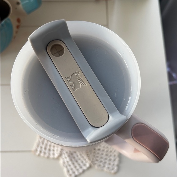 NEW Stanley Blush Pink 40oz Travel Mug - Picture 3 of 5